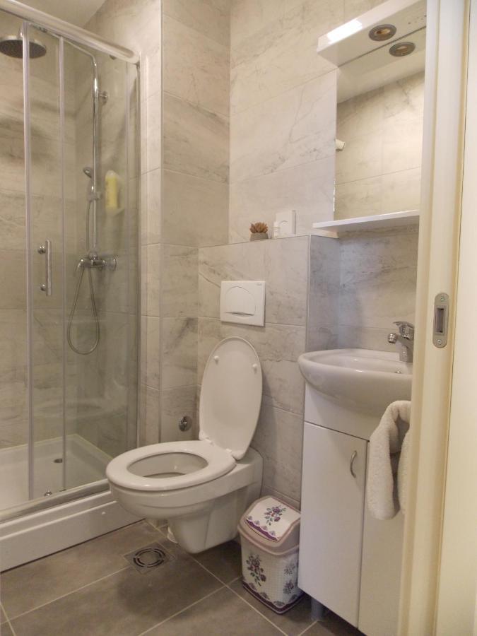 Mediteraneo Apartmani Novi Sad Esterno foto